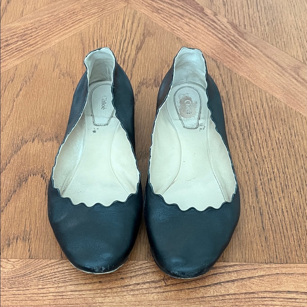 Chloe Chic Black Leather Flats